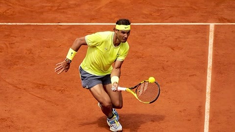 激烈对抗的 激烈对抗的