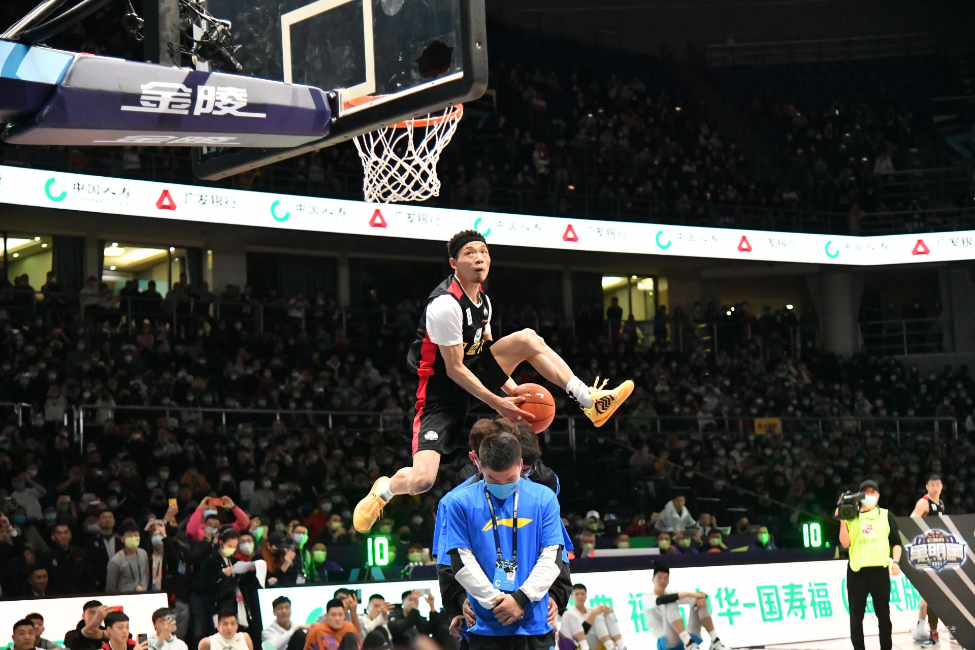 在刚刚结束 在刚刚结束