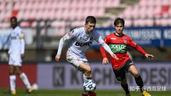 当你在社媒 当你在社媒