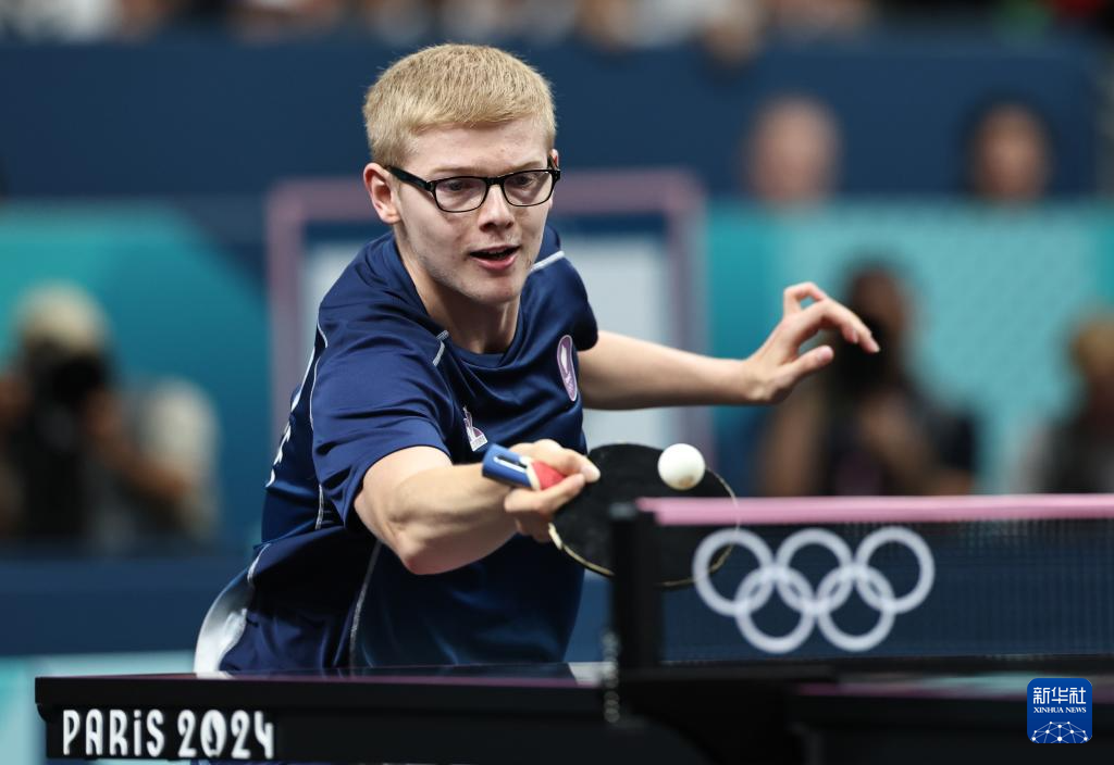 的连续客场 的连续客场