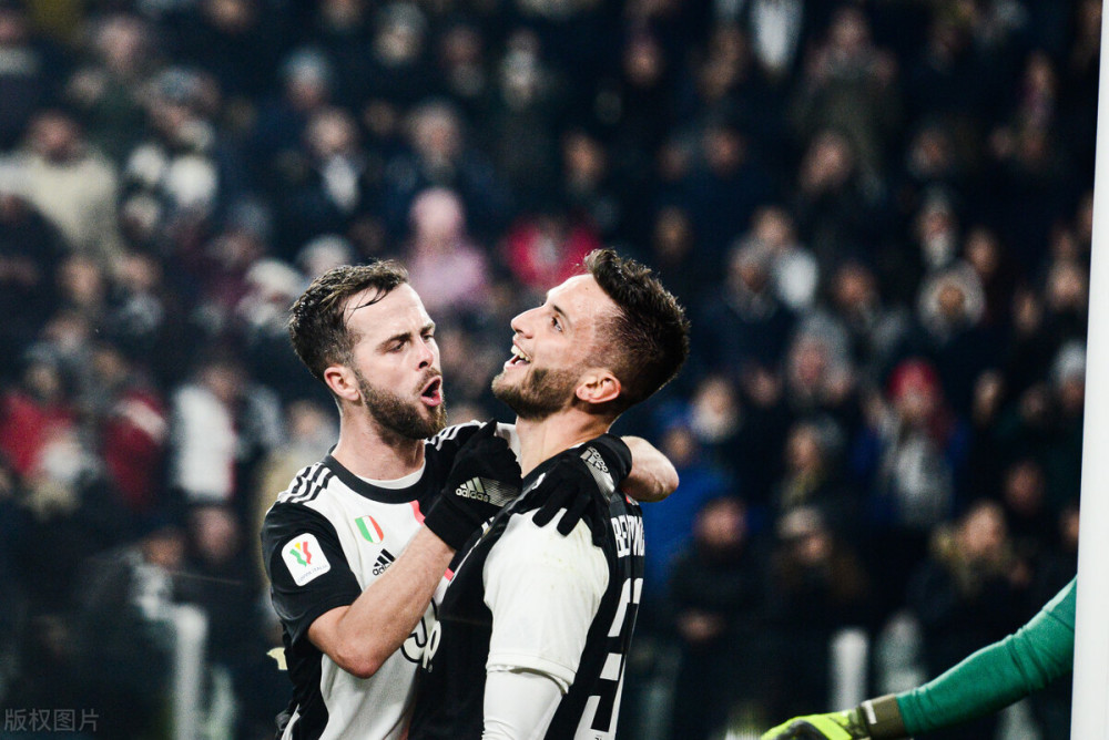 在主场拿下 在主场拿下